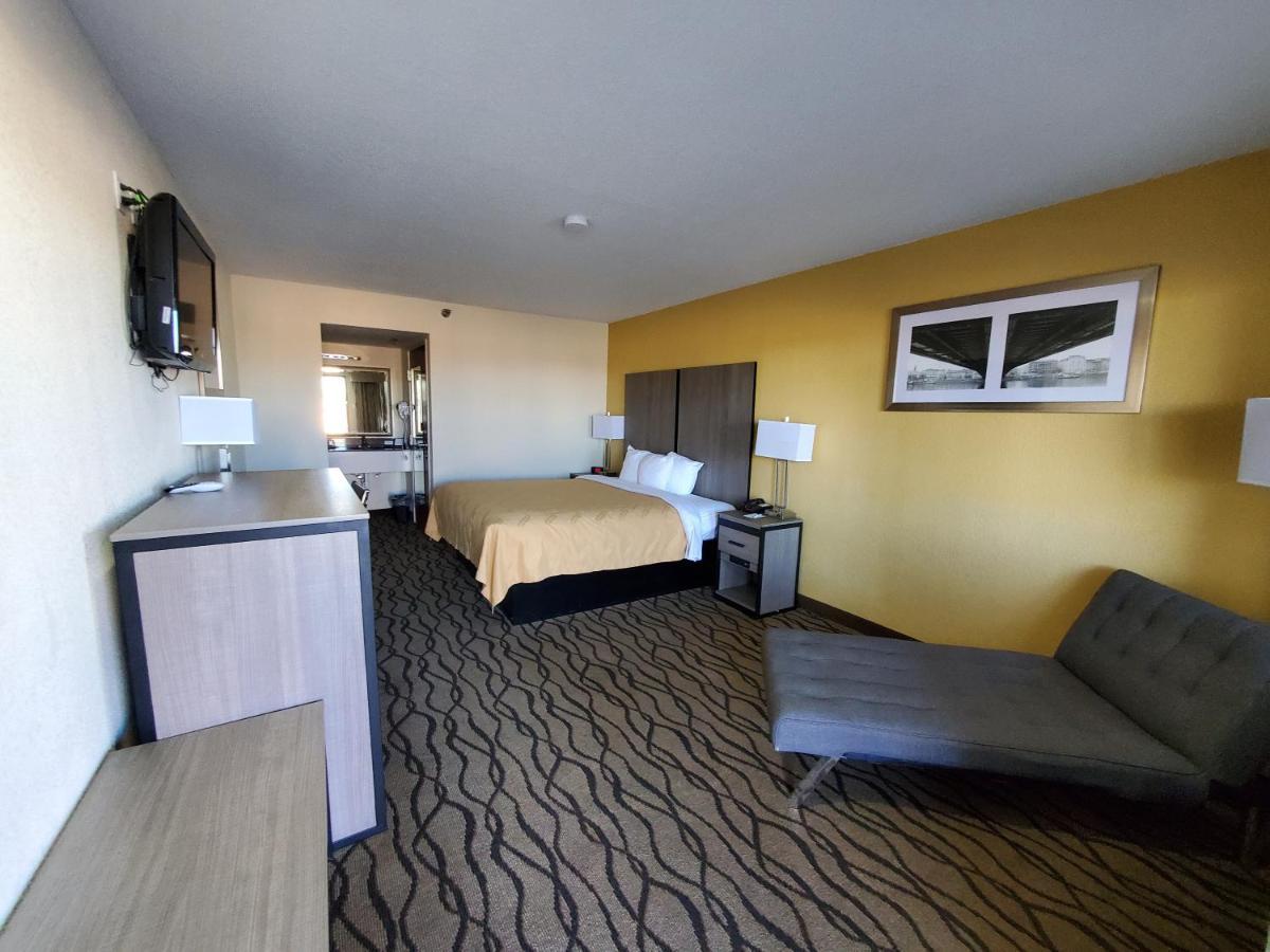 Quality Inn Fort Stockton Buitenkant foto