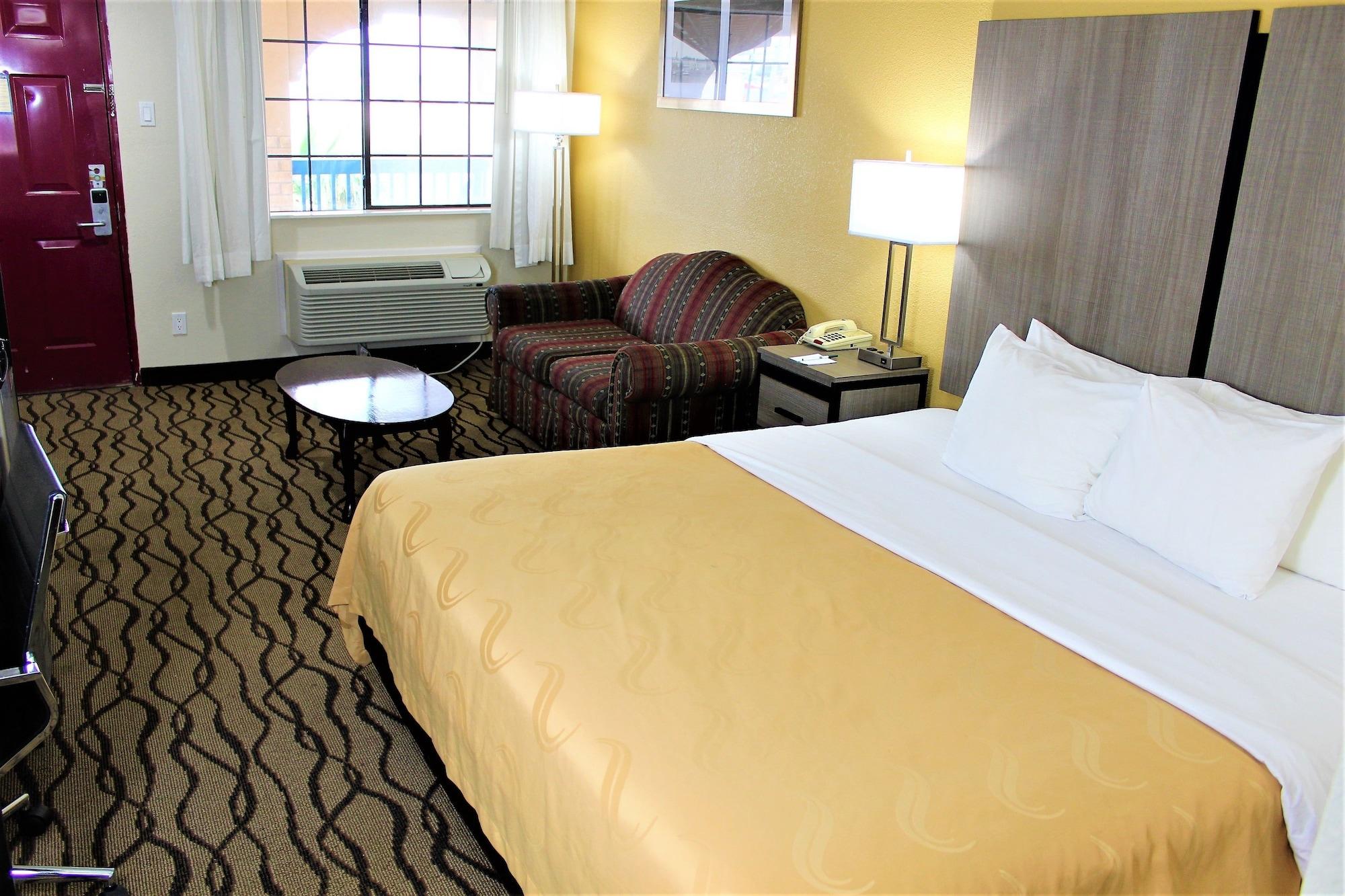 Quality Inn Fort Stockton Buitenkant foto