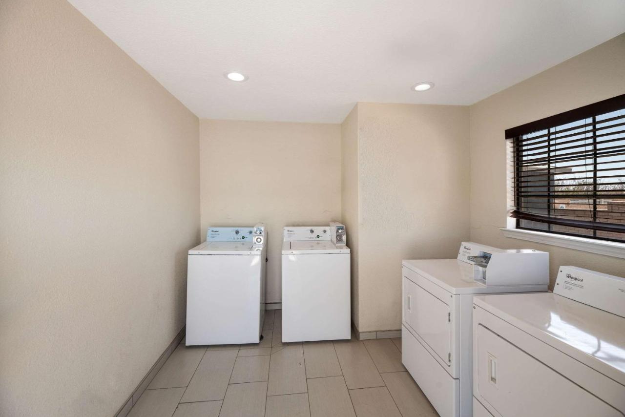 Quality Inn Fort Stockton Buitenkant foto