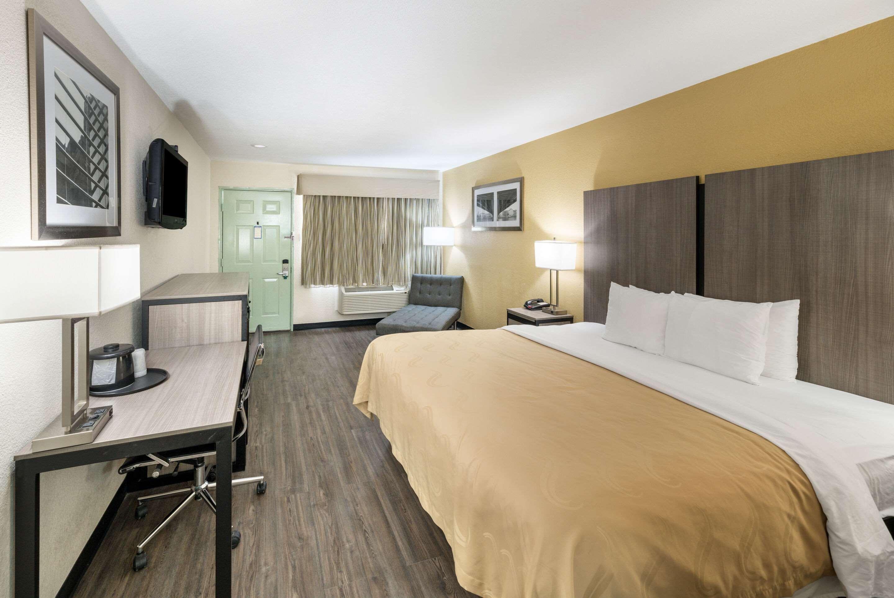 Quality Inn Fort Stockton Buitenkant foto